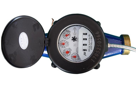 有線(xiàn)遠(yuǎn)傳水表和無(wú)線(xiàn)遠(yuǎn)傳水表有什么區(qū)別?